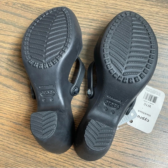 NWT Crocs Cyprus Slide Heels Strappy Sandals Black - Picture 9 of 14